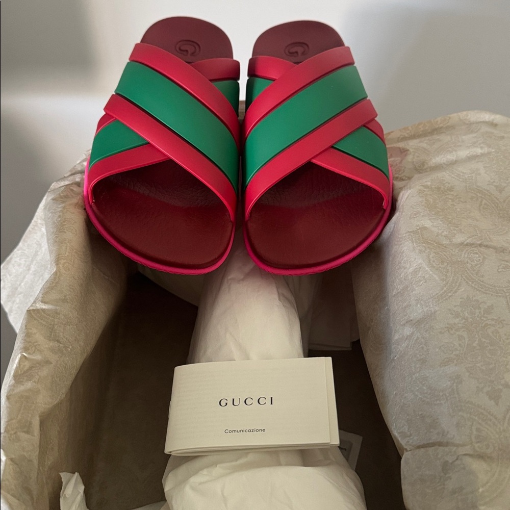 NWT * Gucci Neon Pink and Emerald Green Crisscross Slide Sandals - Picture 5 of 7
